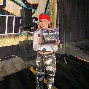 Meet your Posher, Chloe